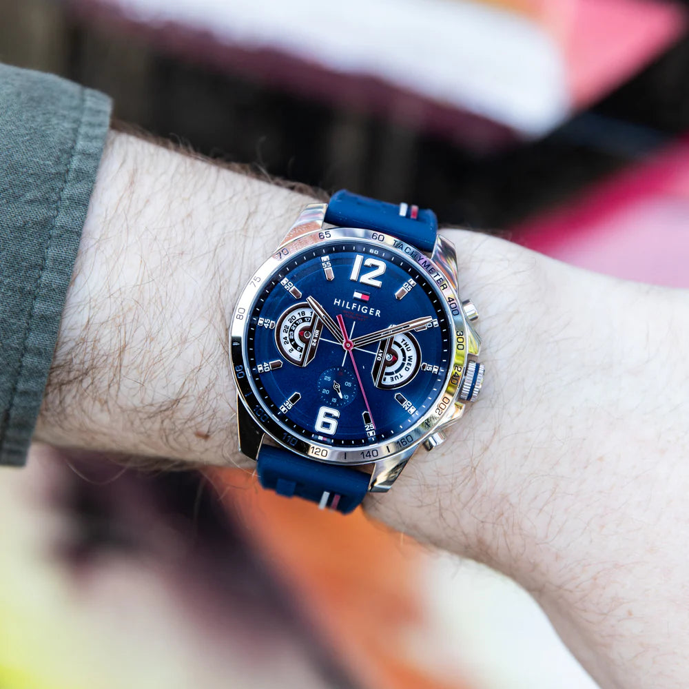 BOGOSS - Tommy Hilfiger - Chronograph - Bracelet sport SILICONE - Coffret d'origine + Sac d'origine
